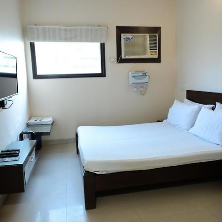 Maharani Regency Hotell Panchkula Eksteriør bilde