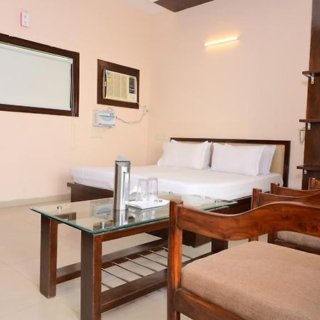 Maharani Regency Hotell Panchkula Eksteriør bilde